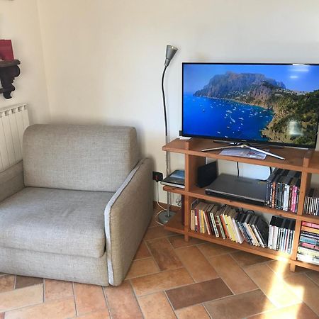 Mangia, Leggi, Dormi Apartment Costa di Serina Bagian luar foto